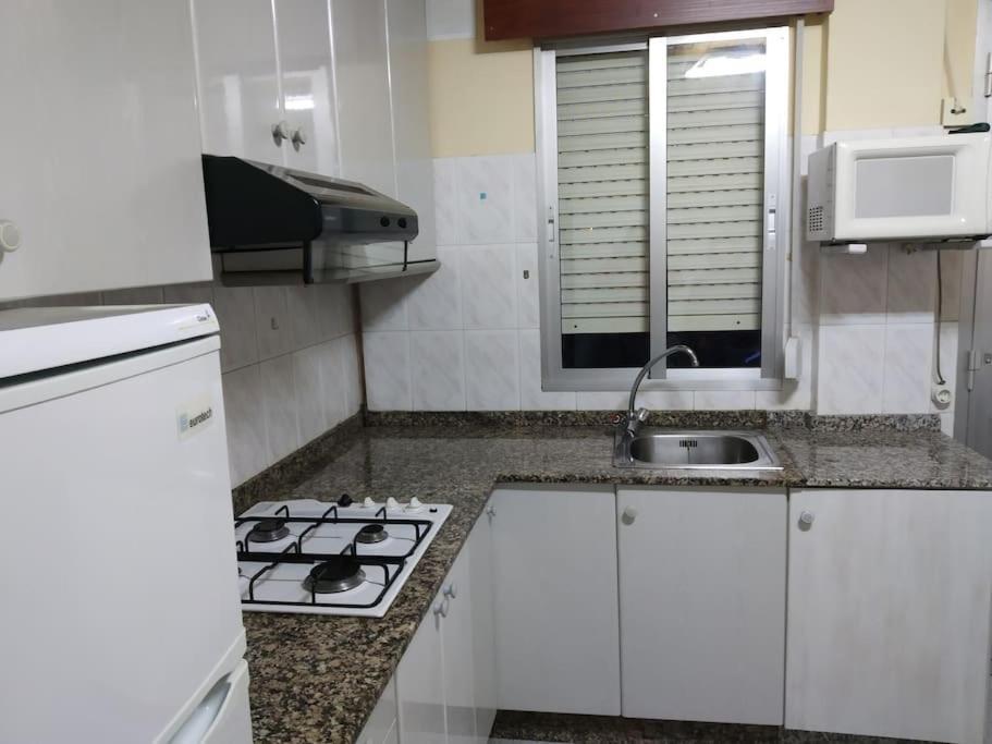 Apartamento Con Terraza Y Vistas Al Mar Bueu Dış mekan fotoğraf